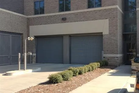 1024 HIGH PERFORMANCE ROLLING DOOR